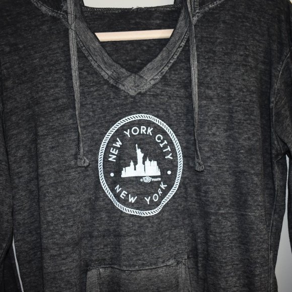 NYC Hooded Pullover - Picture 2 of 3